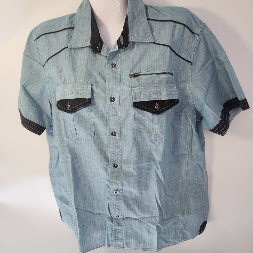 Casual Light‎ Blue Button Down Shirt for Men Size M.